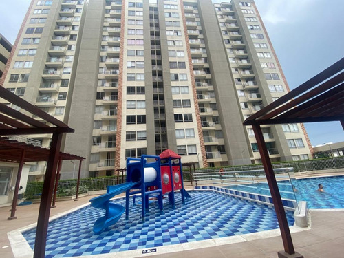 Imagen 16 de 22 de Hermoso Apartamento Con Parqueadero, Barrio Alameda