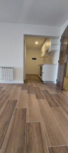 Departamento De 2ambientes En Venta - Castelar Norte