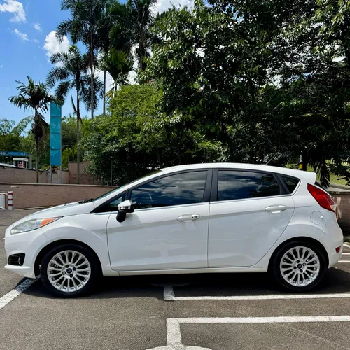 Ford Fiesta 1.6 Hatchback Titanium