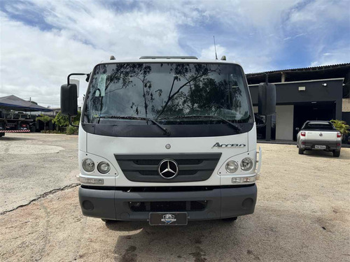 Caminhao Mercedes-benz