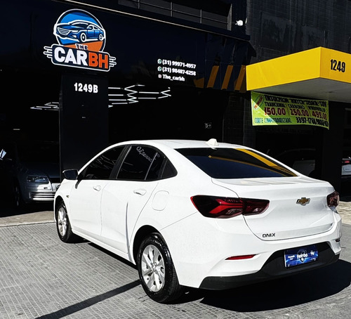Chevrolet Onix plus 1.0 Lt 4p