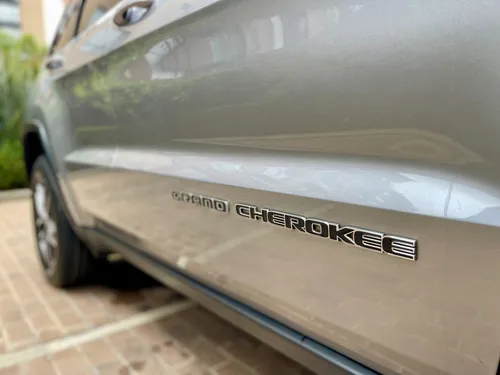 Jeep Grand Cherokee 3.6 Laredo