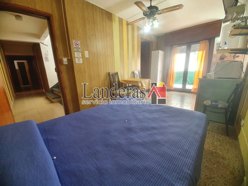 Imagen 7 de 29 de Venta En Block - 3 Locales + 8 Departamentos De 2 Y 1 Amb. - Una Cuadra Del Mar