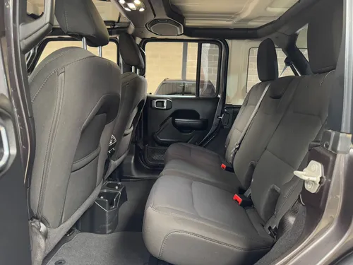 Jeep Wrangler 3.6 Sport Unlimited