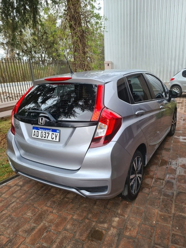 Imagen 2 de 9 de Honda Fit Full Automático