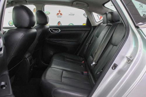 Imagem 8 de 13 de Nissan Sentra 20sl Cvt 2014