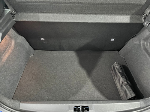 Imagen 18 de 25 de Peugeot 208 Allure Pack 1,6 Tiptronic 0km - Mk