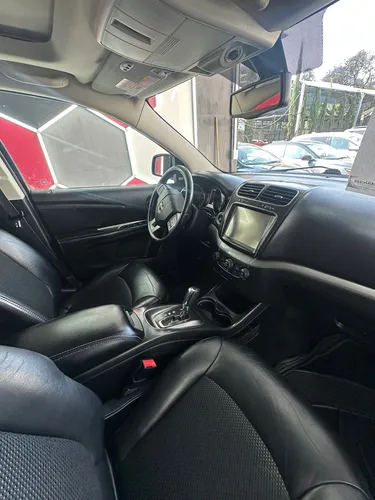 Dodge Journey 2.4 Sxt 7 Pasajeros Lujo At