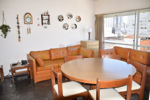 Apartamento En Peninsula, 1 Dormitorios *- Ref: 184