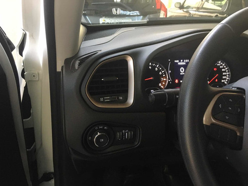 Imagem 13 de 15 de Jeep Renegade 2018 1.8 Flex Aut. 5p