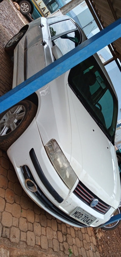 Imagem 5 de 11 de Fiat Stilo 2003 1.8 8v 5p