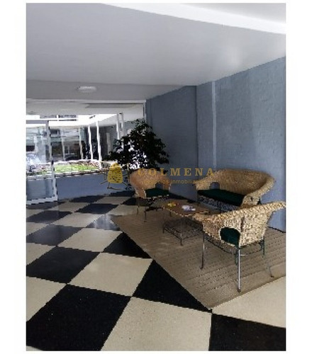 Monoambiente De 35 M2 A Pasos De La Playa Brava - Consulte!!!!!!!!!!- Ref: 2287