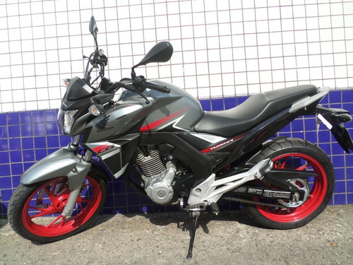 Imagem 4 de 7 de Honda Cb Twister 250