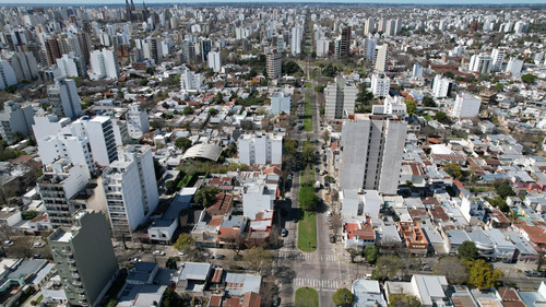 Departamento Venta -2 Dormitorios 2 Baños - 76 Mts 2 Totales - La Plata-pozo-emprendimiento.