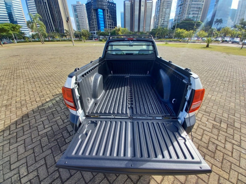 Imagem 12 de 12 de Volkswagem Saveiro Robust 1.6 Total Flex 8v. 2022/2023