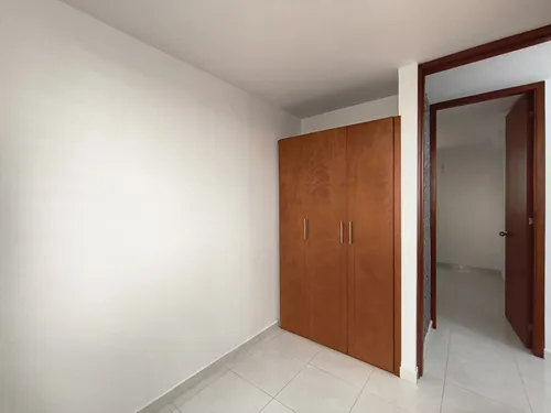 Apartamento En Arriendo En Prados Del Este. Cod A30741