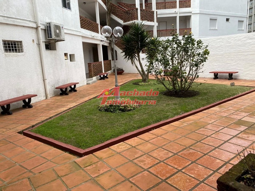 Imagen 8 de 8 de Apartamento En Venta, Punta Del Este, Brava