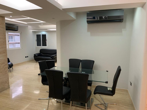 Imagen 5 de 12 de Económico Y Hermoso Apartamento En La Soledad 04144437404