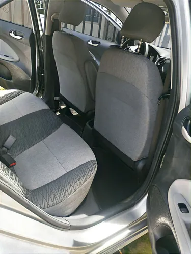 Kia Soluto 1.4 Emotion Mt