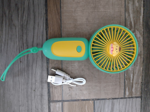 Ventilador Portátil Recargable Sanriopompupurin Cinamonroll Pompupurin