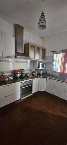 Venta Gran Casa En Cerro Austria Y Portugal