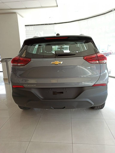 Imagen 4 de 8 de Chevrolet Tracker Ls Ta 2022