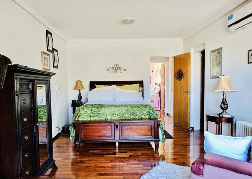 Cómoda Casa En Venta Y Alquiler En Martinez.