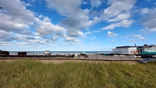 Terreno - Venta - Villa Gesell - Frente Al Mar