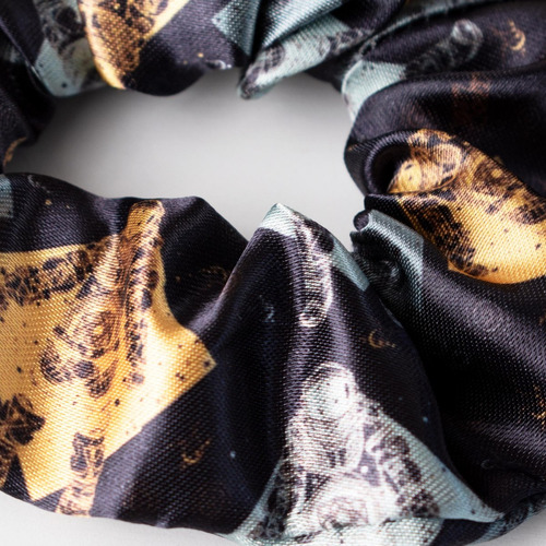 Imagen 5 de 7 de Set 3 Collets Scrunchies Espacio Astronauta