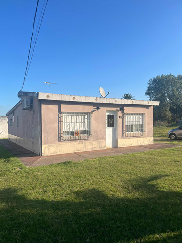 Vendo Casa 2 Dorm + Galpón. 1 Hectárea! Arroyo Manga!
