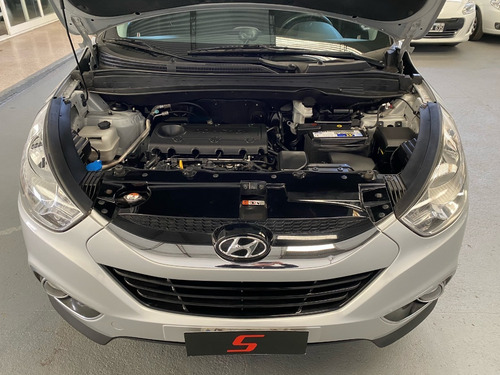 Imagen 13 de 18 de Hyundai Tucson 2.0 4×2 Gl At 2014