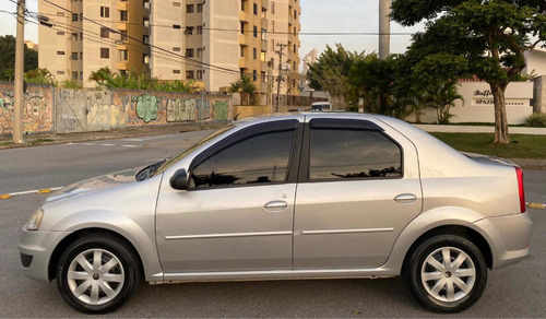 Imagem 6 de 8 de Renault Logan 2012 1.6 Expression Hi-torque 4p