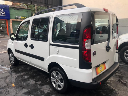 Imagem 4 de 14 de Fiat Doblo Essence 1.8