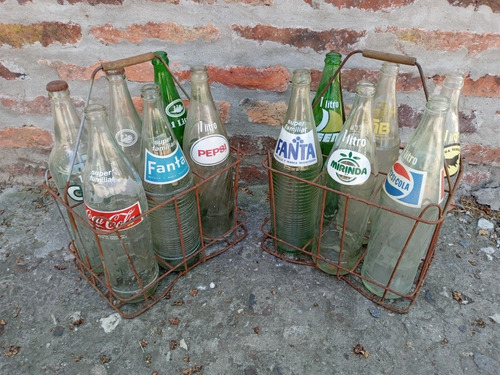 2 Canastos De Alambre Porta Botellas Con 12 Botellas Gaseosa