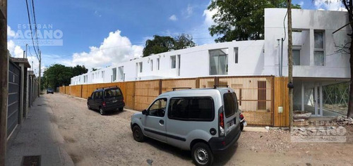 Ph En Venta 460 E/ Belgrano Y 23 - City Bell