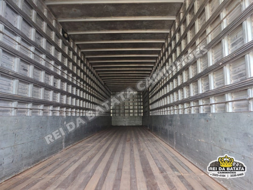 Imagem 8 de 15 de Semi Reboques Carretas Baú 3 Eixos 28 Pallets De 2003 À 2007