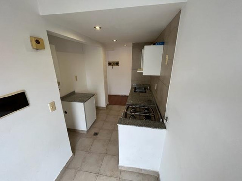 Departamento En Lomas De Zamora