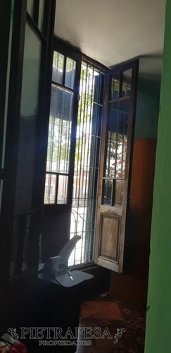 Casa Con Renta En Venta 4 Dormitorios 1 Baño Guaviyu La Figurita - Ref: 906