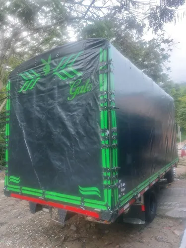 Camion Con Motor De Nkr Modelo 2012 Sin Restricciones