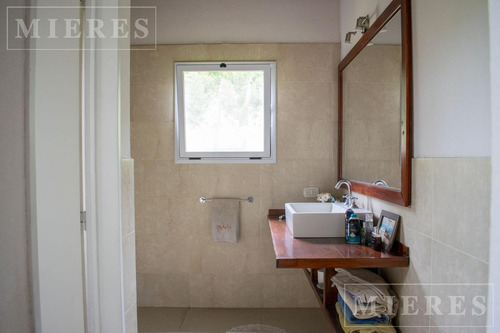 Imagen 22 de 30 de Lindisima Casa En Venta Con Vista Al Lago En Chacras De La Cruz