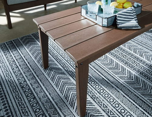 Mesa De Jardín De Polietileno De Alta Densidad Color Marrón