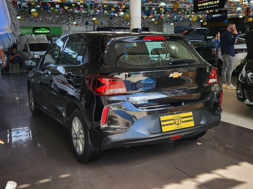 Chevrolet Onix HATCH LT 1.0 12V Flex 5p Mec.