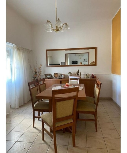 Imagen 2 de 12 de Casa En Venta En La Tablada