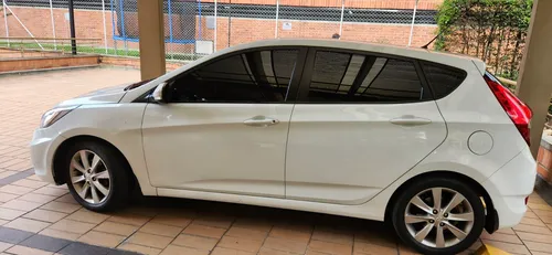 Hyundai Accent 1.6l 5 p