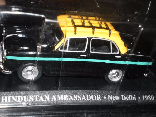 Auto Hindustan Taxi Nueva Delhi Escala 1:43 Colección Ixo