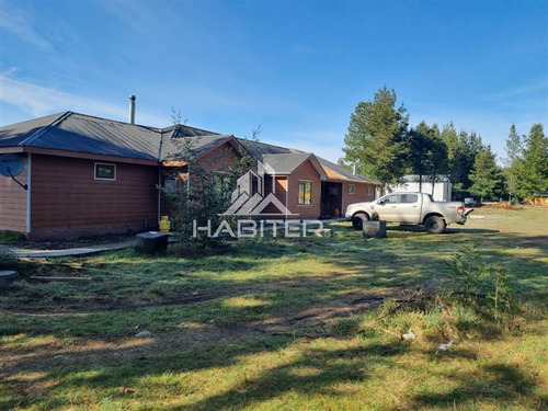 Casa Parcela Con Piscina En Pitrufquen 