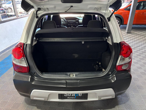 Toyota Etios 1.5 Cross