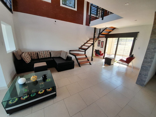 Venta Casa 1 Dormitorio Estancia Vieja