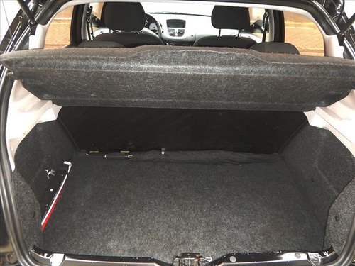 Imagem 6 de 10 de Peugeot 207 1.4 Xr 8v Flex 4p Manual 2012