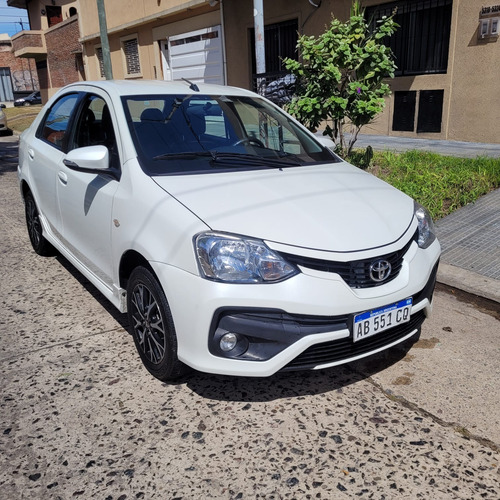 Toyota Etios 1.5 Platinum At
